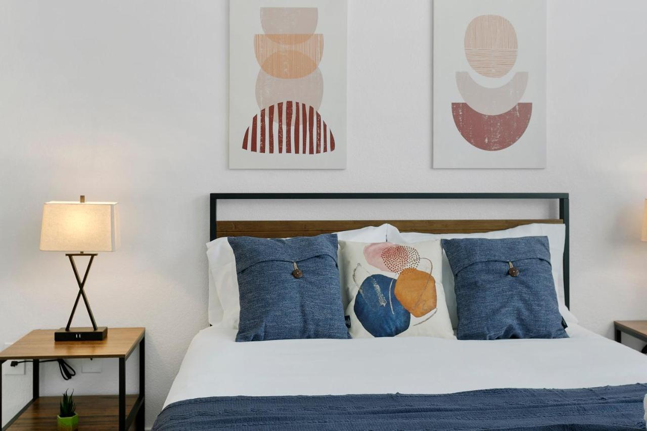 Cozysuites Glendale By The Stadium With Pool 10 Екстер'єр фото