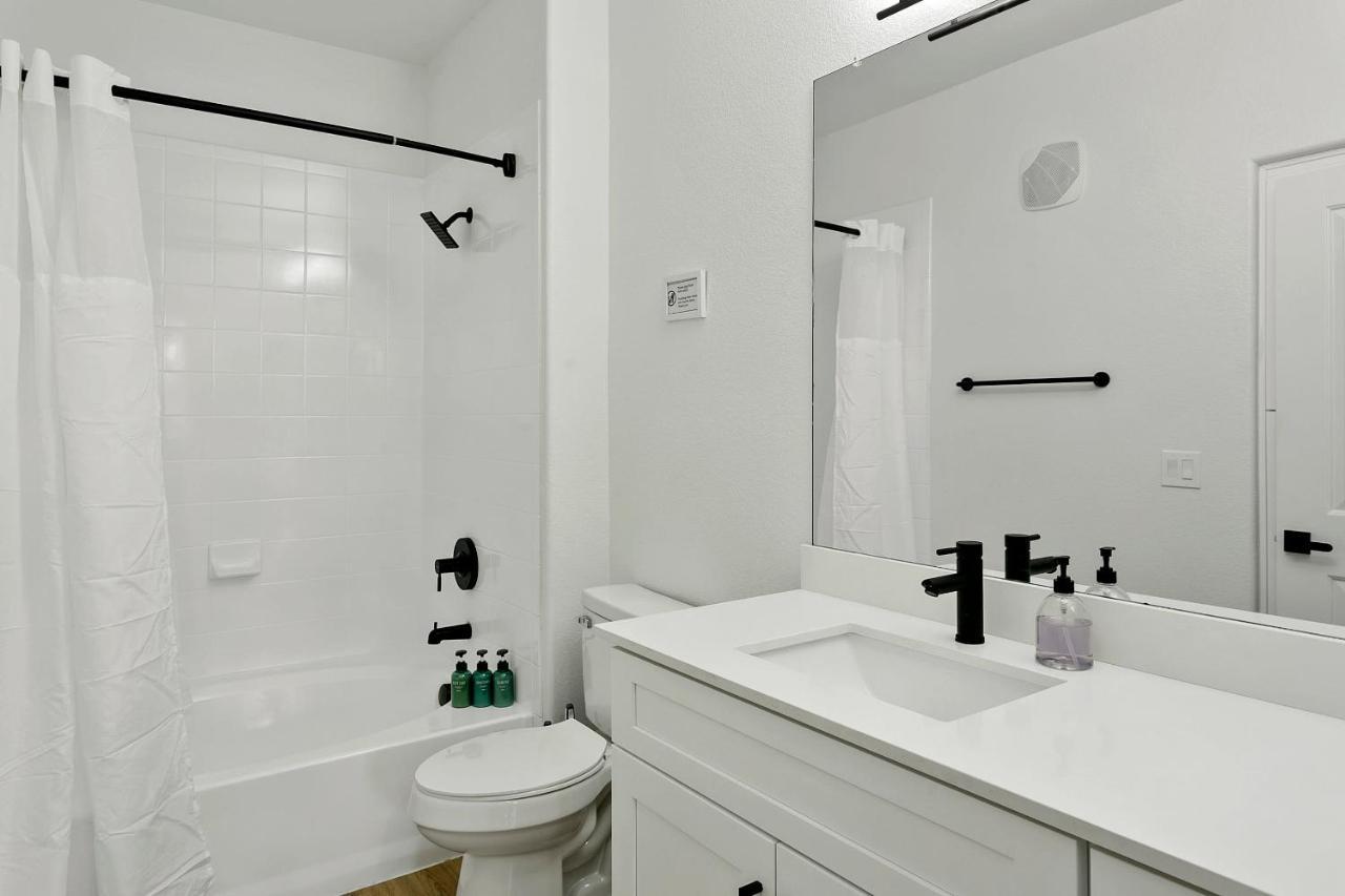 Cozysuites Glendale By The Stadium With Pool 10 Екстер'єр фото
